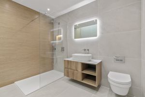 Photo 27- click for photo gallery